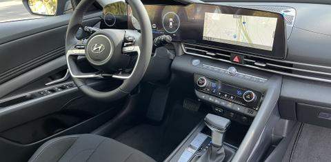 Hyundai Elantra 2023