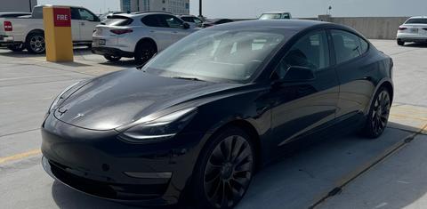 Tesla Model 3 2022