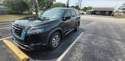 Nissan Pathfinder 2024