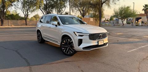 Volvo XC90 2025