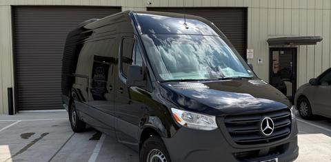 Mercedes-Benz Sprinter 2025