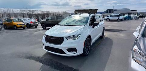 Chrysler Pacifica 2024