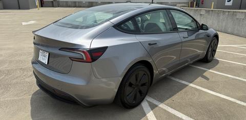 Tesla Model 3 2025