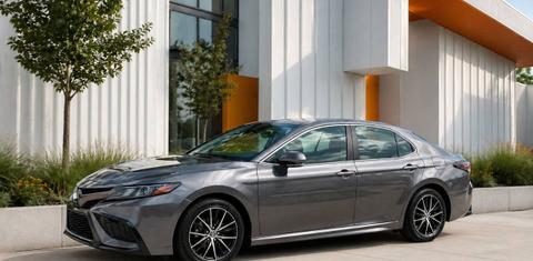 Toyota Camry 2022