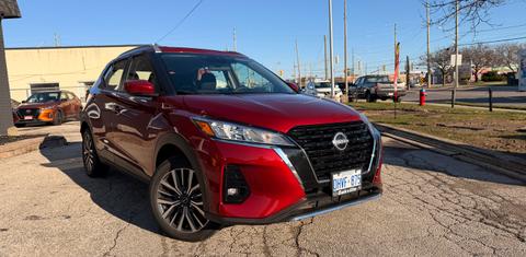 Nissan Kicks Play 2025