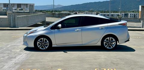 Toyota Prius 2017