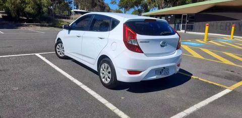 Hyundai ACCENT 2015