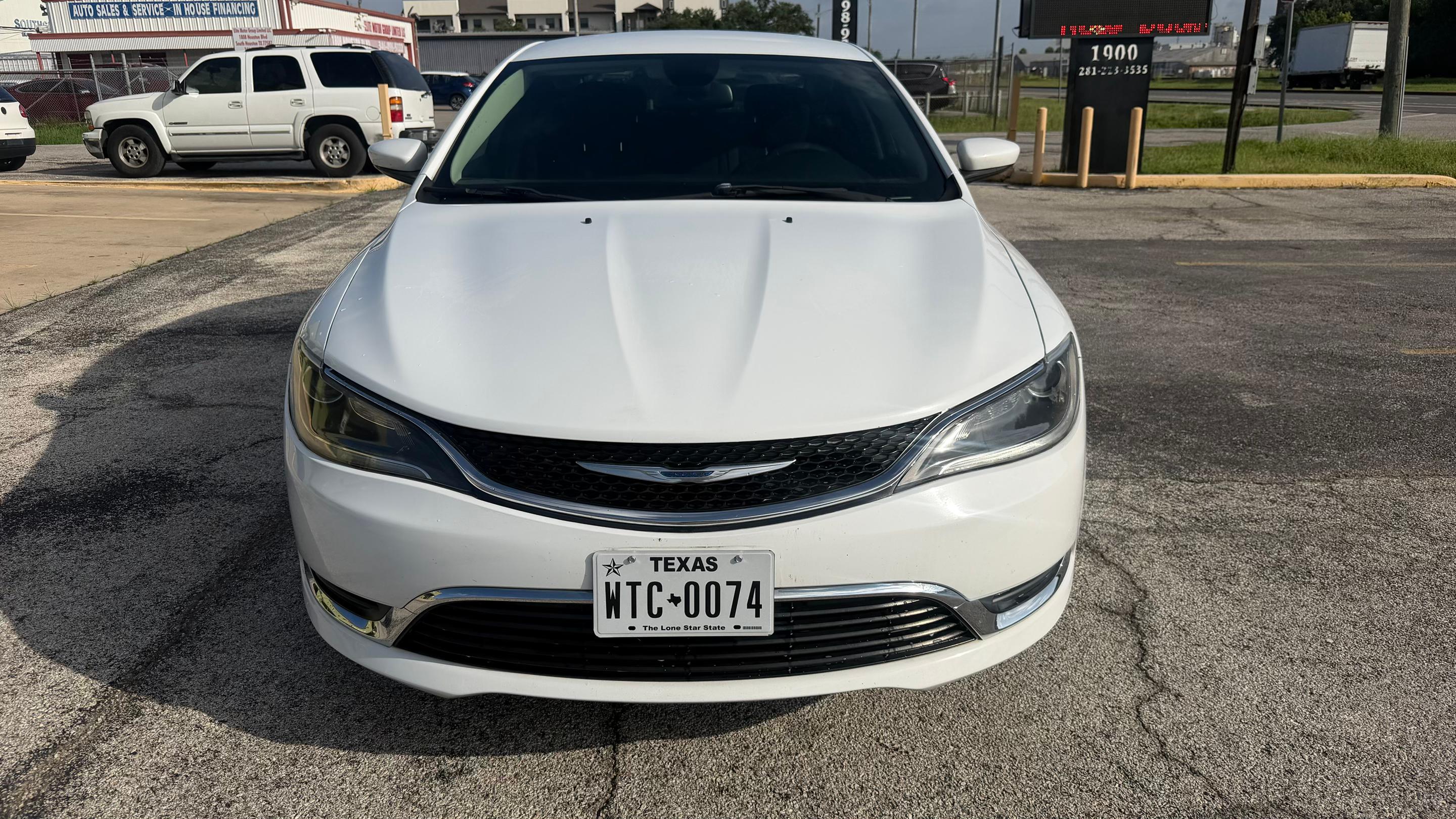 Chrysler 200 2015 in Houston, TX