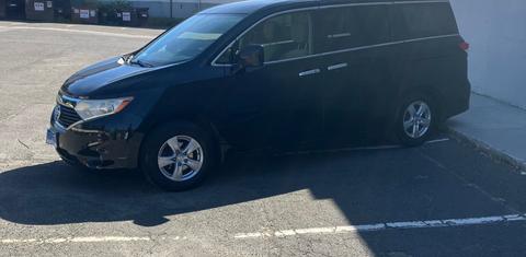 Nissan Quest 2014