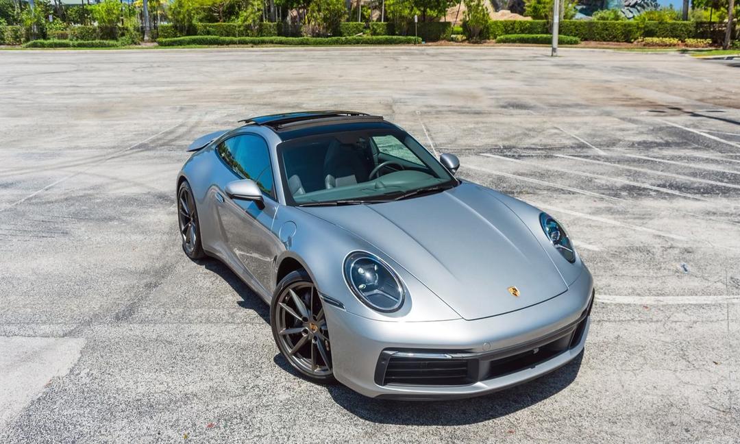 Porsche 911 2021