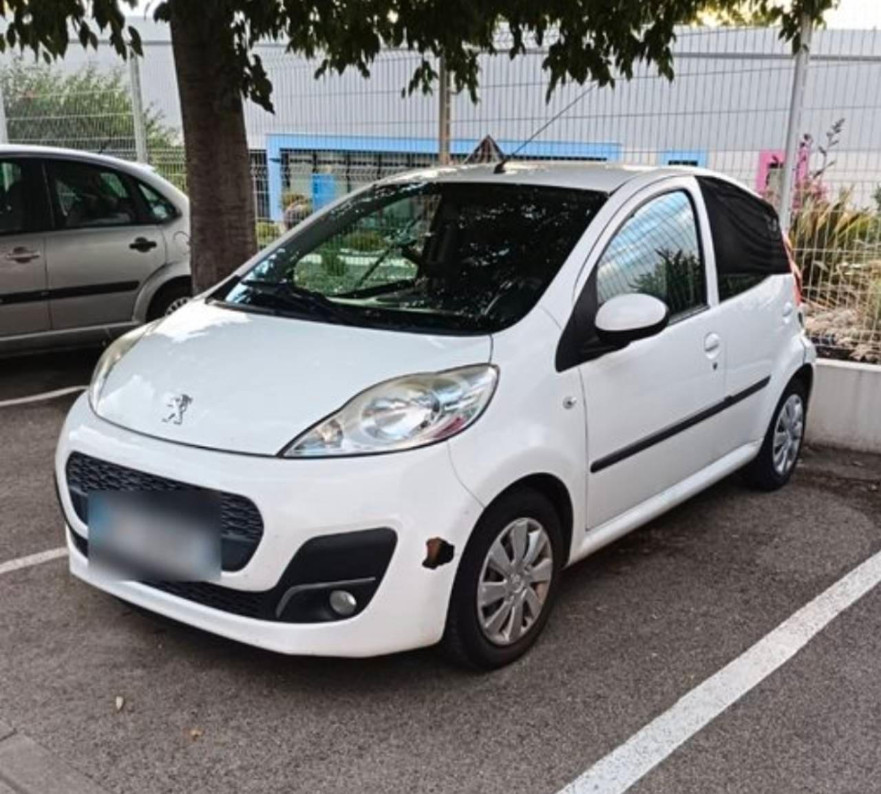 Peugeot 107 2014 à Toulouse