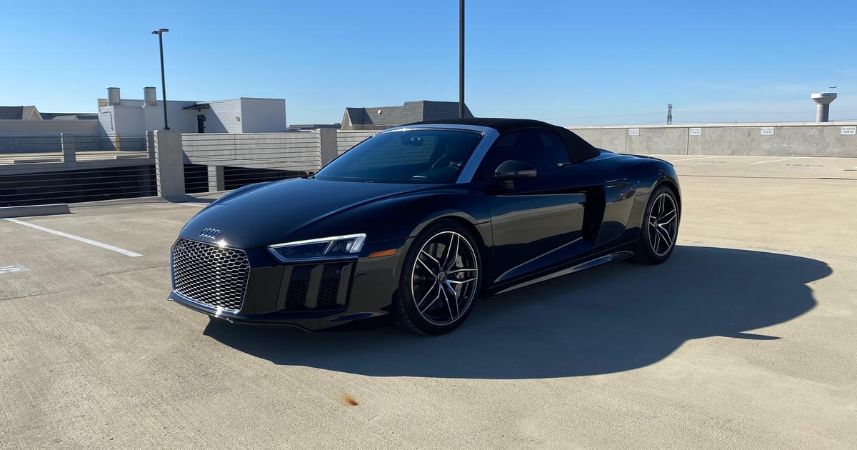 Audi R8 Spyder 2018 rental in Carrollton, TX by Moriah | Turo