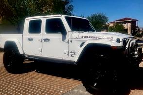 Jeep Gladiator car