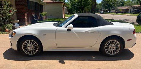 FIAT 124 Spider 2018