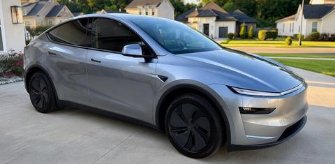 Tesla Model Y 2026