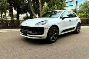 Porsche Macan car