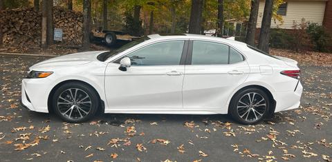 Toyota Camry 2019