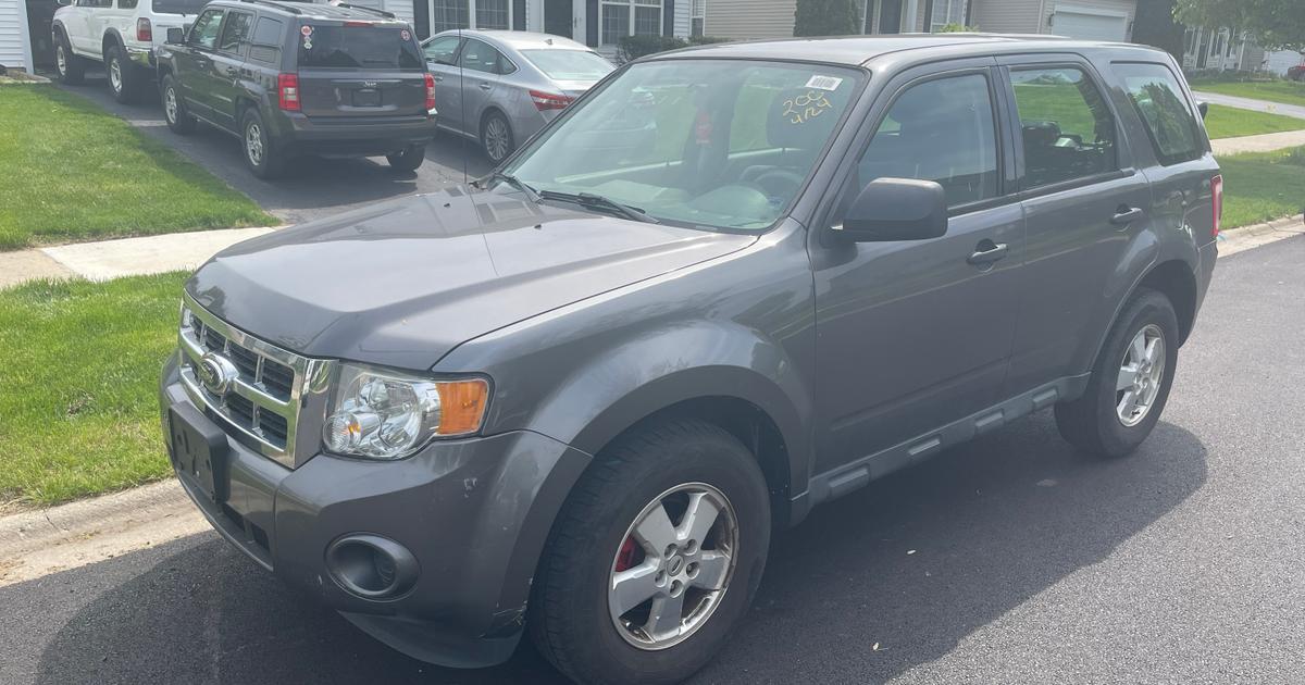 Ford Escape 2012 rental in Oswego, IL by Syed R. Turo