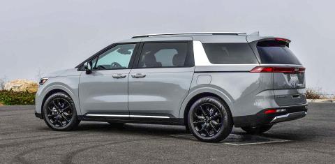 Kia CARNIVAL 2023