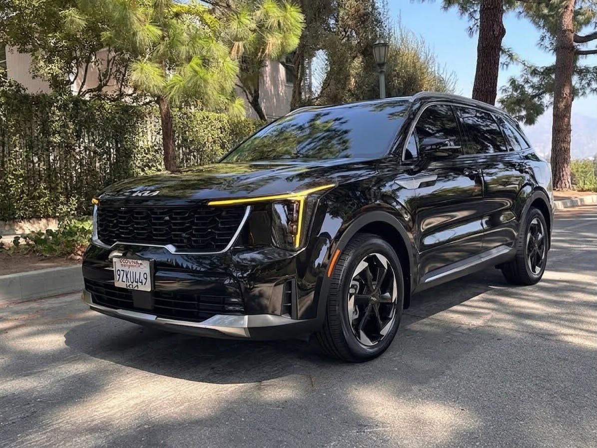Kia Sorento Hybrid 2026 in Costa Mesa, CA