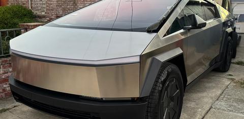 Tesla Cybertruck 2025