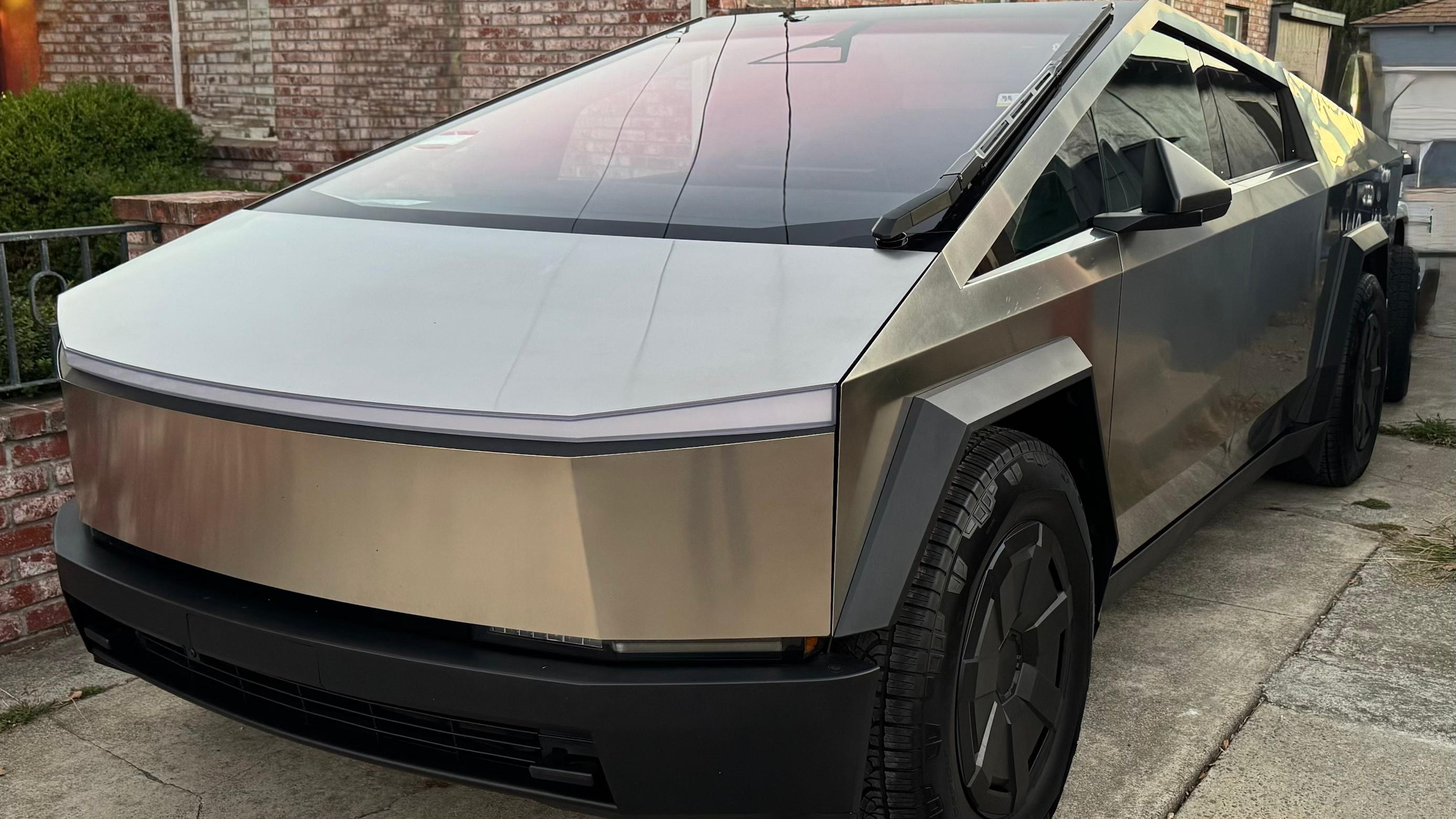 Tesla Cybertruck 2025 in San Jose, CA