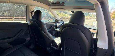 Tesla Model Y 2025