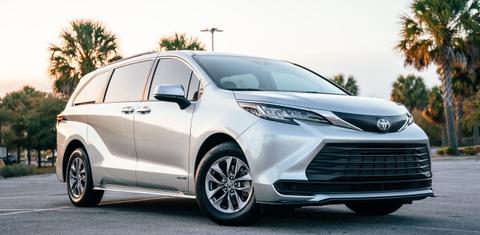 Toyota Sienna 2021