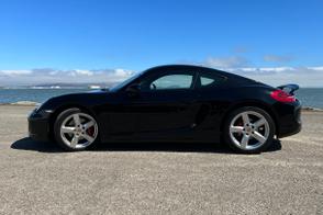 Porsche Cayman car