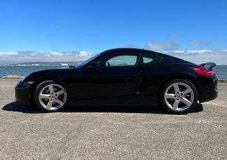 Porsche Cayman car