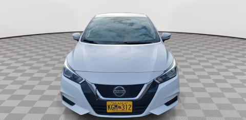 Nissan Versa 2021