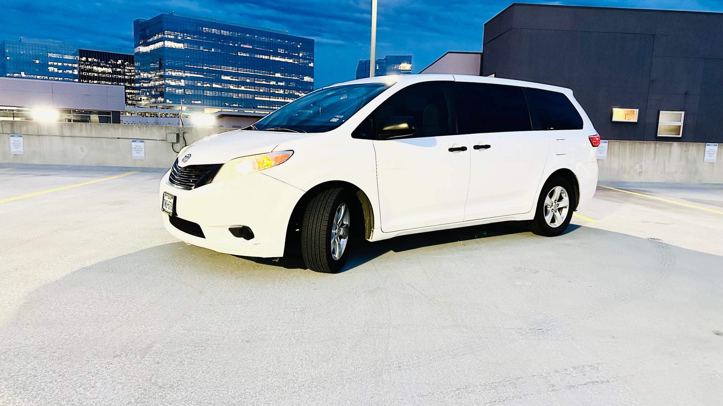 Toyota Sienna 2016 in Austin, TX