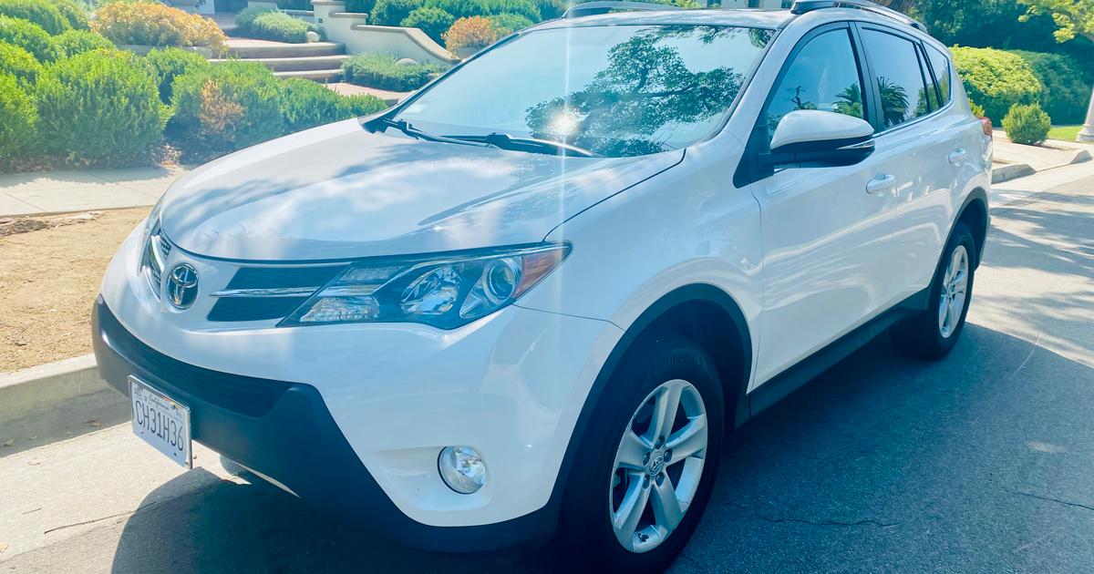 Toyota RAV4 2013 rental in Pasadena, CA by JM C. Turo