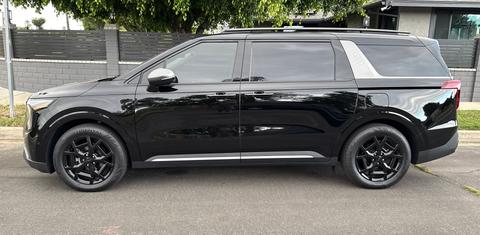 Kia Carnival Hybrid 2026