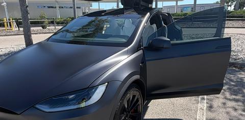 Tesla Model X 2023