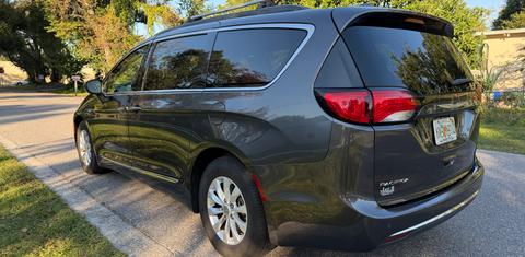 Chrysler Pacifica 2017