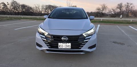 Nissan Versa 2025
