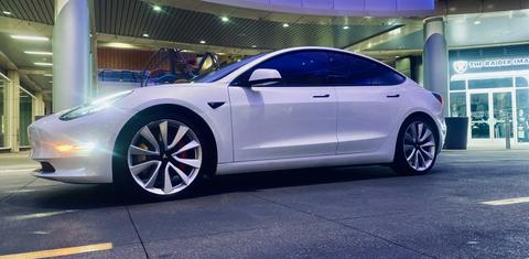 Tesla Model 3 2019