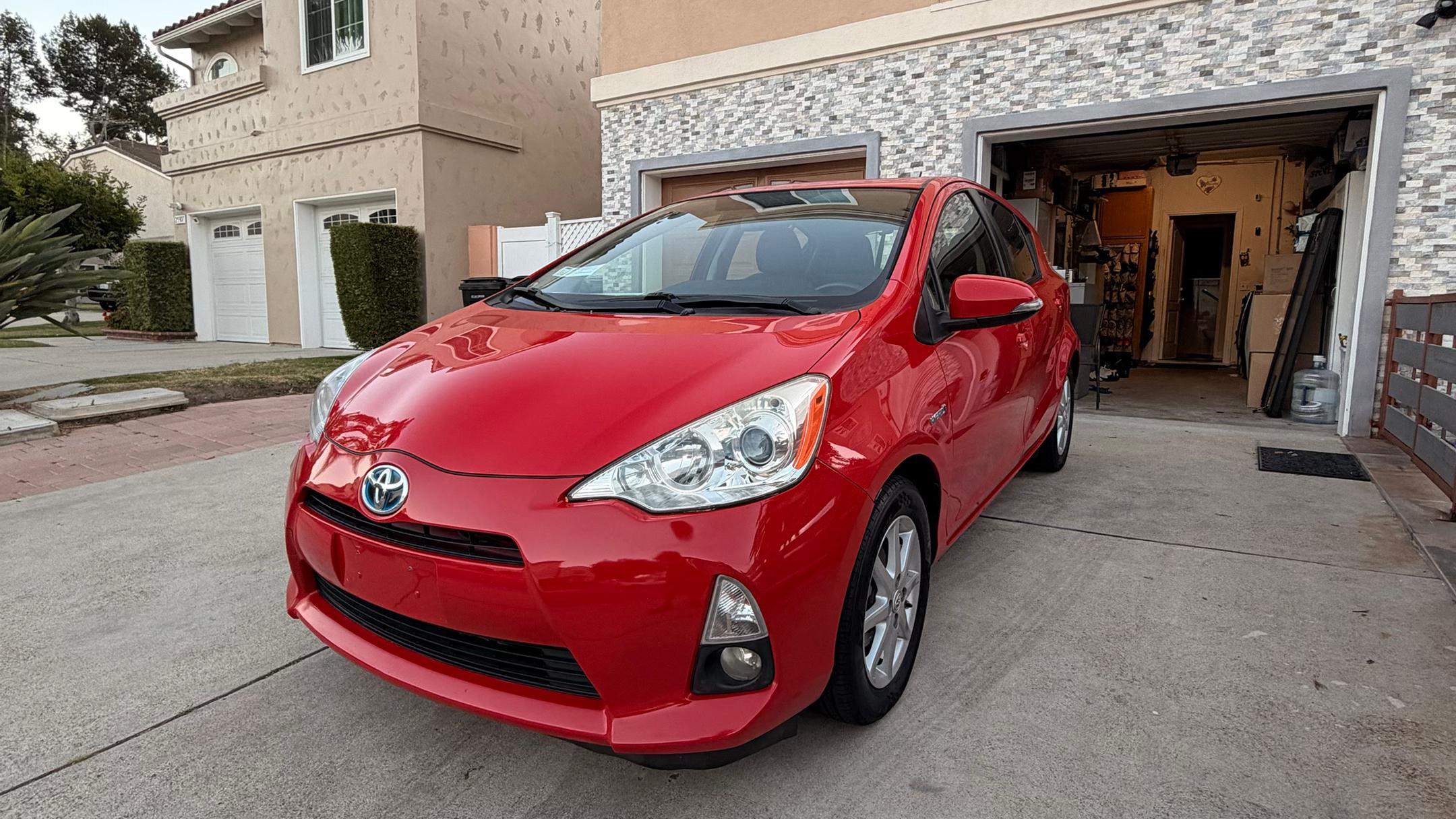 Toyota Prius c 2014 in Lomita, CA