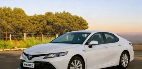 Toyota CAMRY 2021