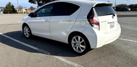 Toyota Prius c 2015