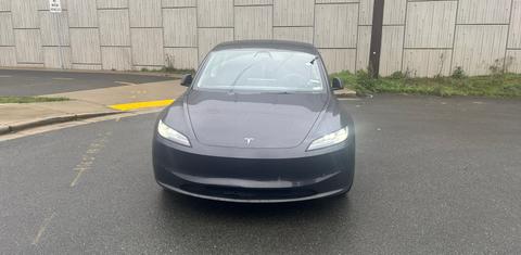 Tesla Model 3 2024