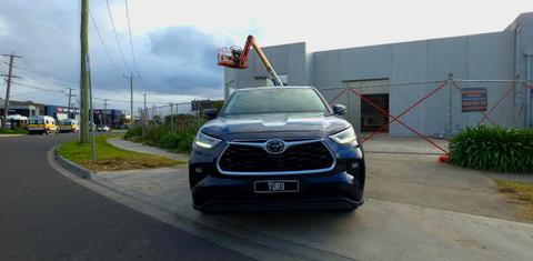 Toyota KLUGER 2022