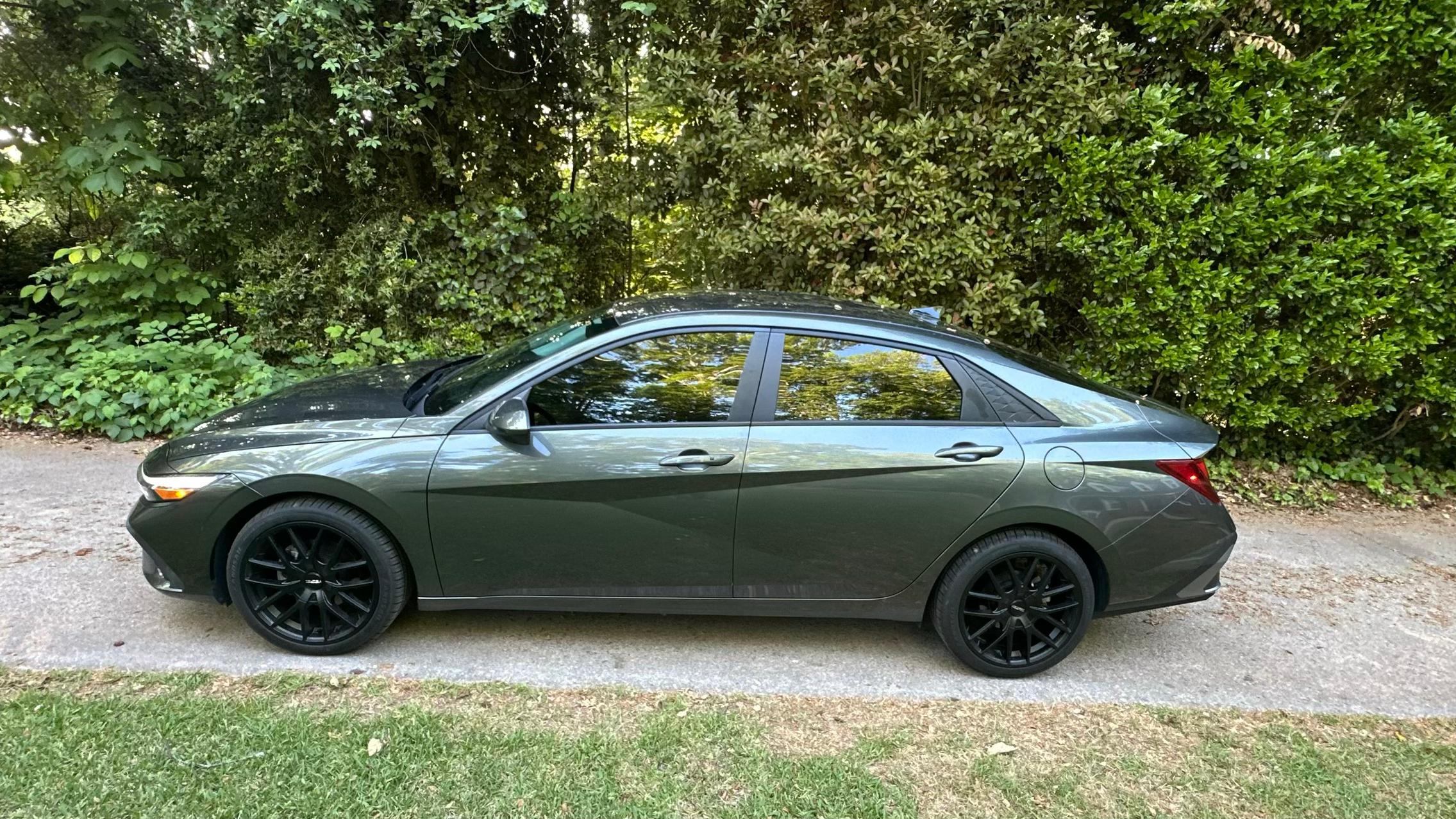 Hyundai Elantra 2024 in Greenwood, SC