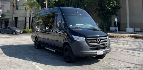 Mercedes-Benz Sprinter 2024