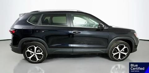 Volkswagen Taos 2025