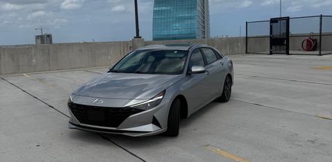 Hyundai Elantra 2023