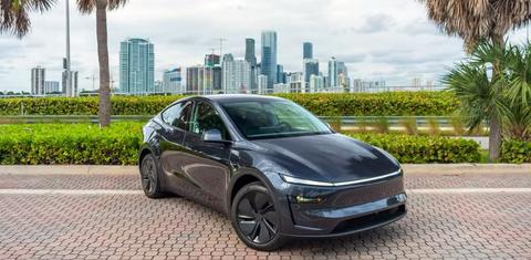 Tesla Model Y 2026