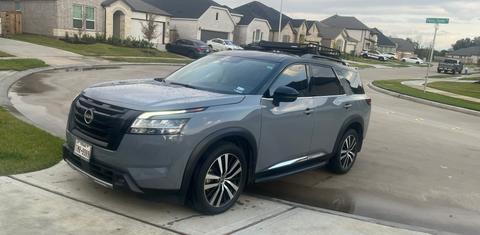 Nissan Pathfinder 2024