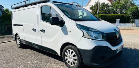 Renault TRAFIC III 2015